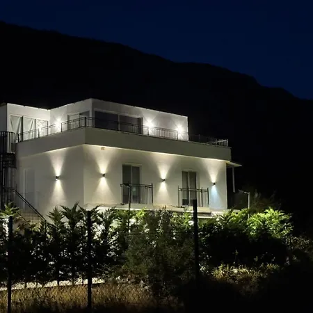 Calm & Retreat Апартаменты Baks-Rrjoll