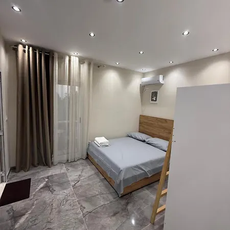 Calm & Retreat Apartment Baks-Rrjoll